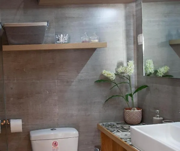 Euzoia Luxury Maisonette