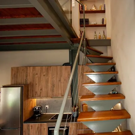 Euzoia Luxury Maisonette Lejlighed