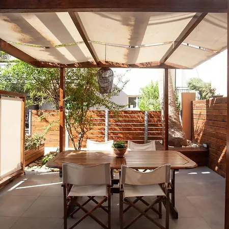 Euzoia Luxury Maisonette