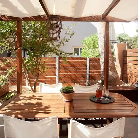 Euzoia Luxury Maisonette شقة خانيا