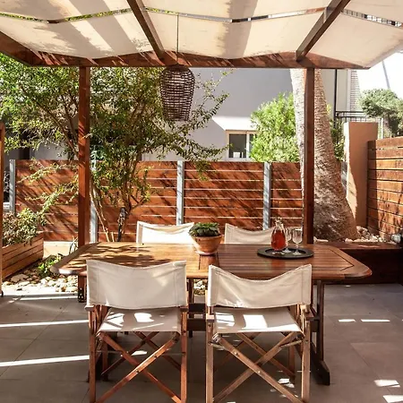 Euzoia Luxury Maisonette * خانيا